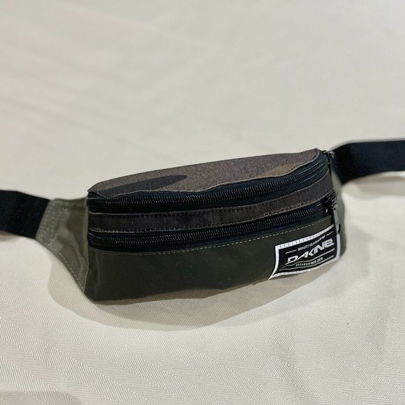 Dakine Classic Hip Pack/Belt Bag - Picture 2 of 7